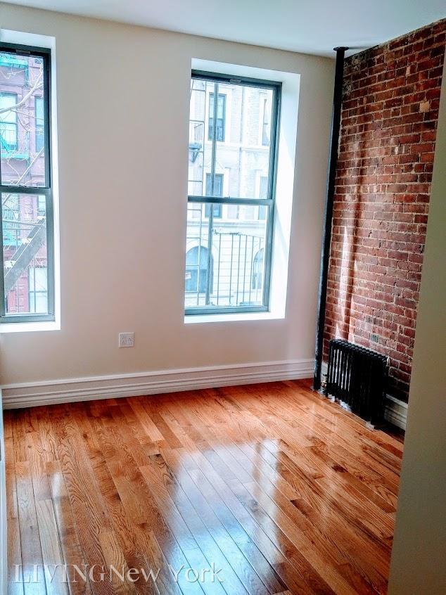 Foto del edificio - 53 W 105th St