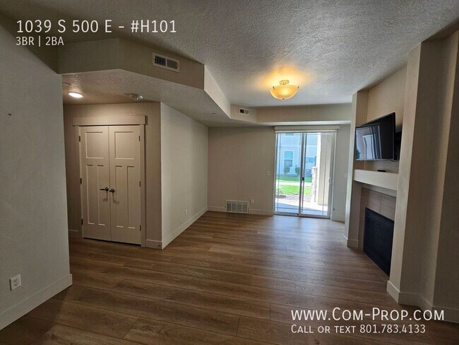 Building Photo - 1039 500 E
