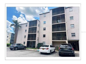 Building Photo - 5541 Bay Blvd