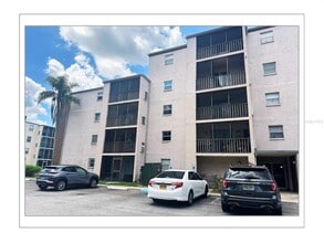 Building Photo - 5541 Bay Blvd