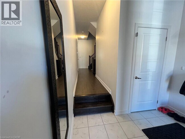 Building Photo - 21 Stonehill Ave.