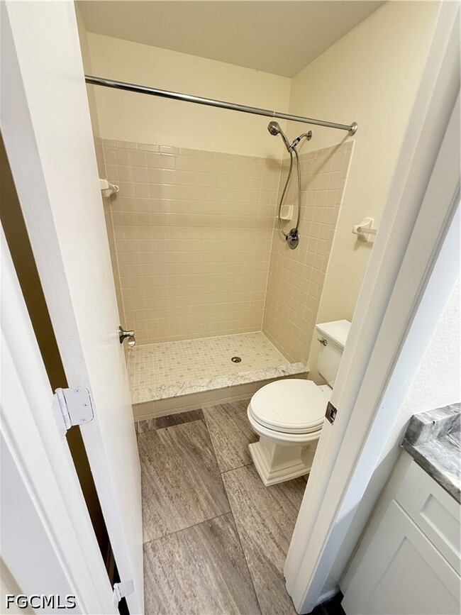 Foto del edificio - 17426 Birchwood Ln