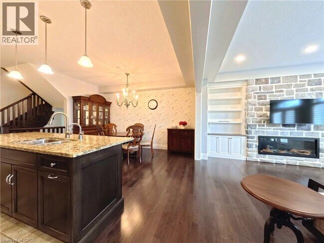Photo du bâtiment - 160 Oak Park Dr