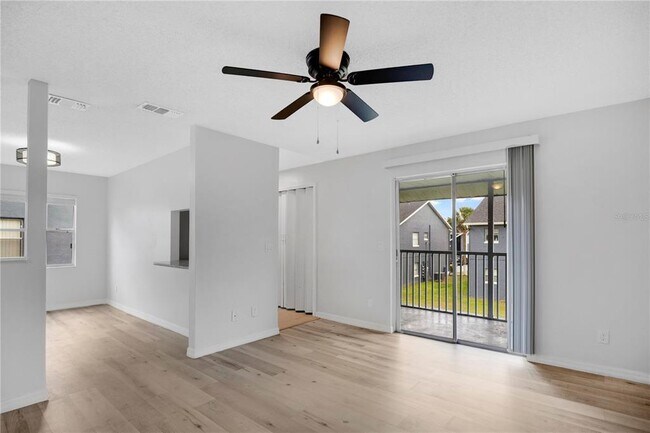 Foto del edificio - 4100 Pershing Pointe Pl