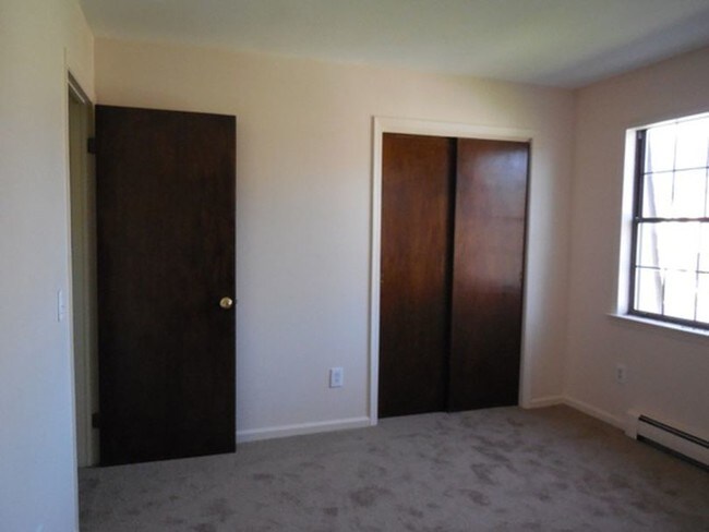 Foto del edificio - 38 Homestead Ln