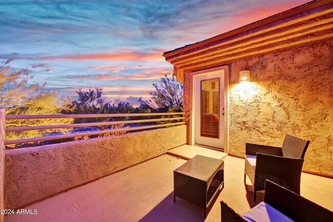Building Photo - 7687 E Pozos Dr