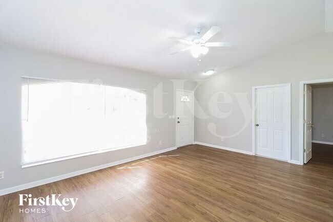 Foto del edificio - 2486 Malibu Ln