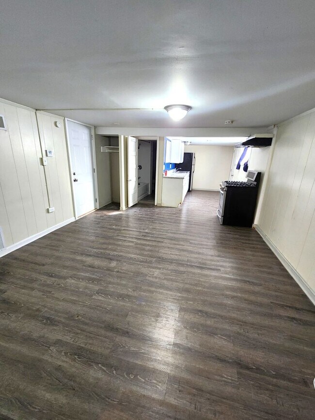 Foto del edificio - 653 S 69th St