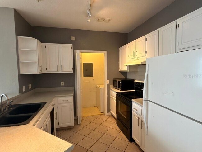 Foto del edificio - 2525 Maitland Crossing Way