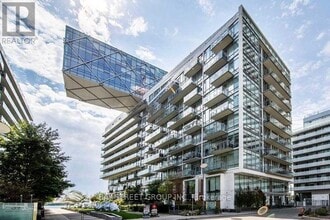 Building Photo - 29 Queens Quay E