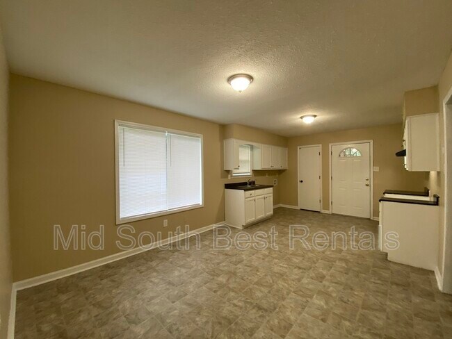 Building Photo - 5340 Braden Dr