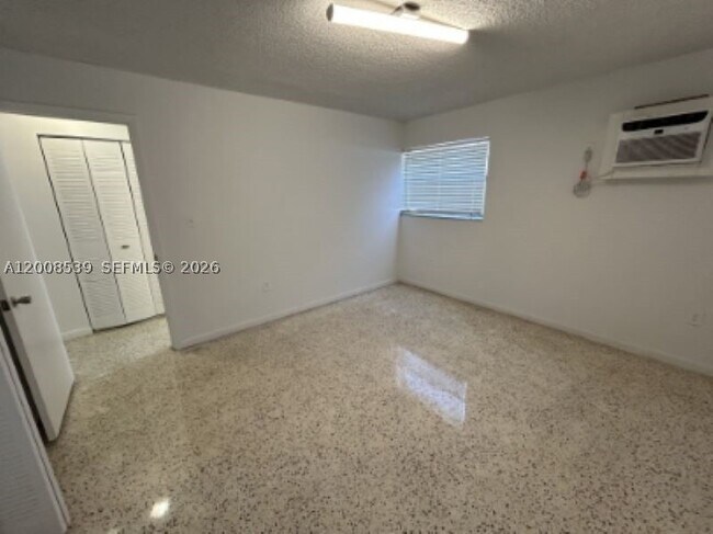 Foto del edificio - 142 SW 18th Ave