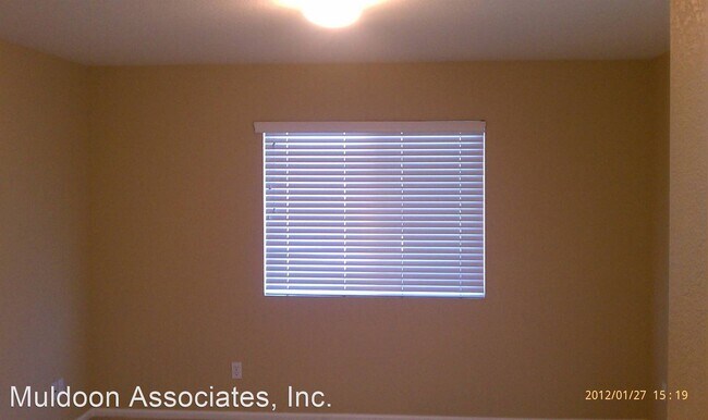 Building Photo - 3 br, 2.5 bath House - 2512 Sierra Springs Dr