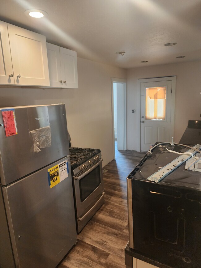 Building Photo - 344 S 100 W