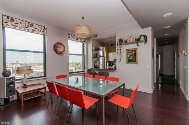 Foto del edificio - 1261 N Paulina St