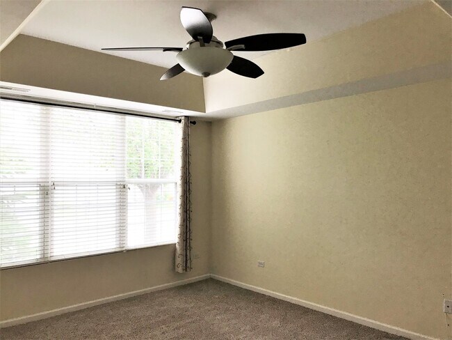 Foto del edificio - 14024 Beaver Dam Ln