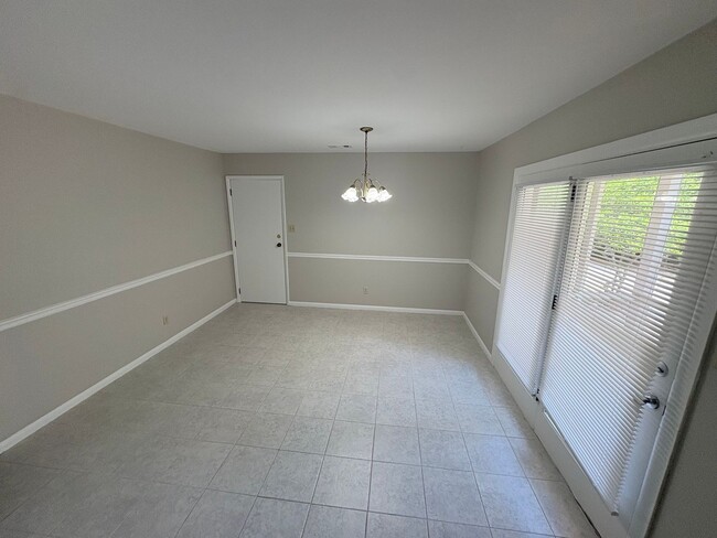 Building Photo - 104 Herty Dr