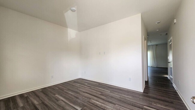 Foto del edificio - 4 Bedroom 2.5 Bathroom NEW Home in Wilson's Walk