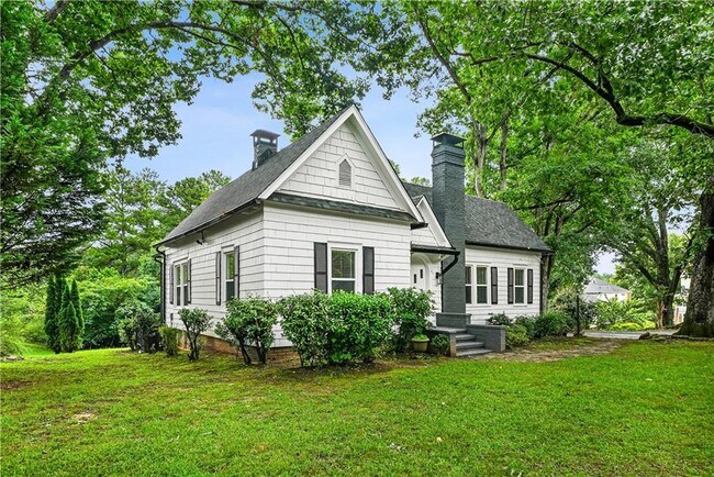 Foto del edificio - 5383 Tilly Mill Rd