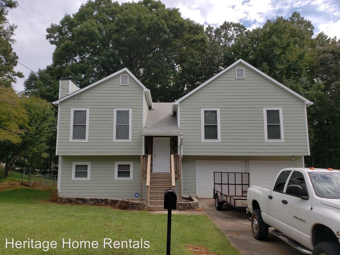 Primary Photo - 4 br, 2 bath House - 1678 Olde Oak Drive