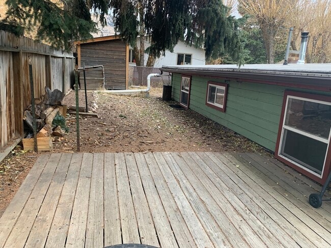 Building Photo - 45 E Karns Ave