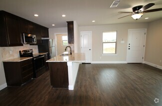 Building Photo - 162-164 Crossbow Ct