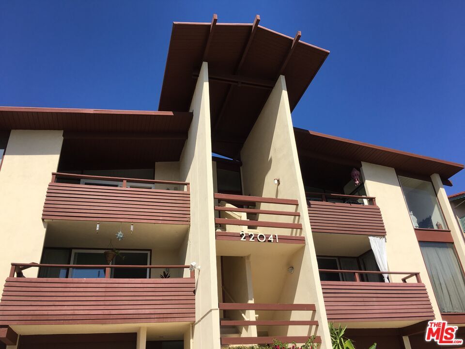 22041 E Pacific Coast Hwy Unit 3, Malibu, CA 90265 Apartment for Rent