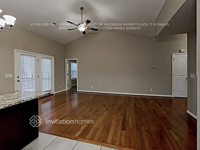 Foto del edificio - 703 Phoenix St