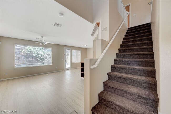 Foto del edificio - 705 Value Ridge Ave