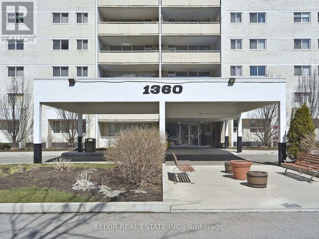 Photo du bâtiment - 1360 York Mills Rd