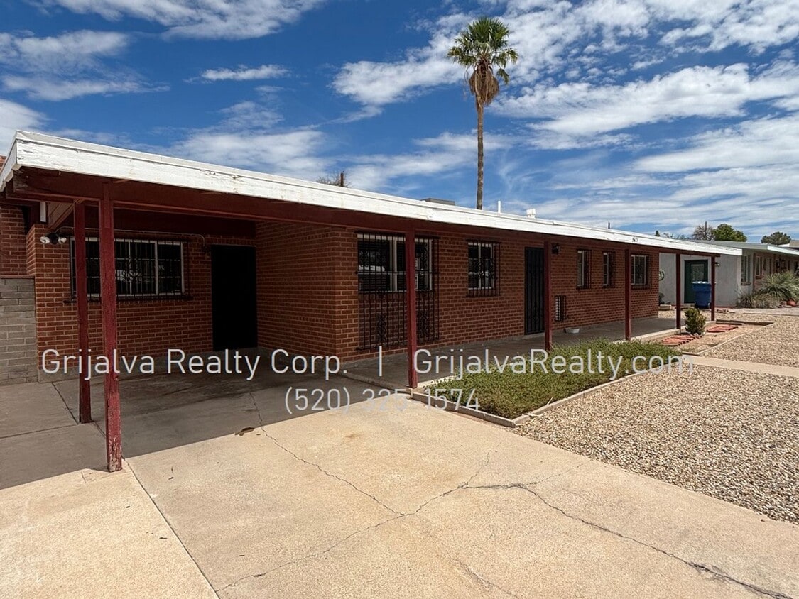 Primary Photo - Beautiful 4 Bedroom 3 Bath Brick House for...
