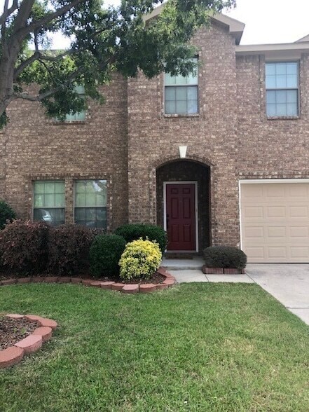 Foto del edificio - 625 Chalk Knoll Rd