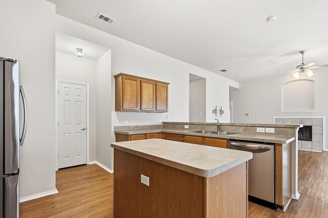 Foto del edificio - Charming 3-bedroom, 2-bathroom in Anna, TX!