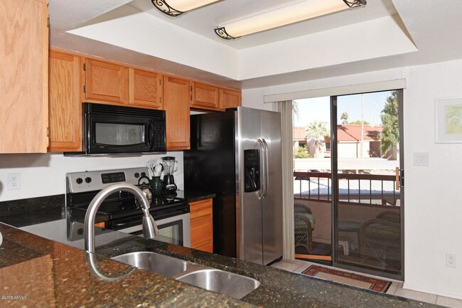 Foto del edificio - 9460 N 92nd St