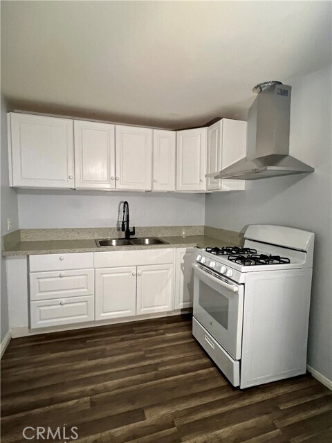 Foto del edificio - 506 W L St