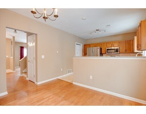 Building Photo - 290 Allerton Commons Ln