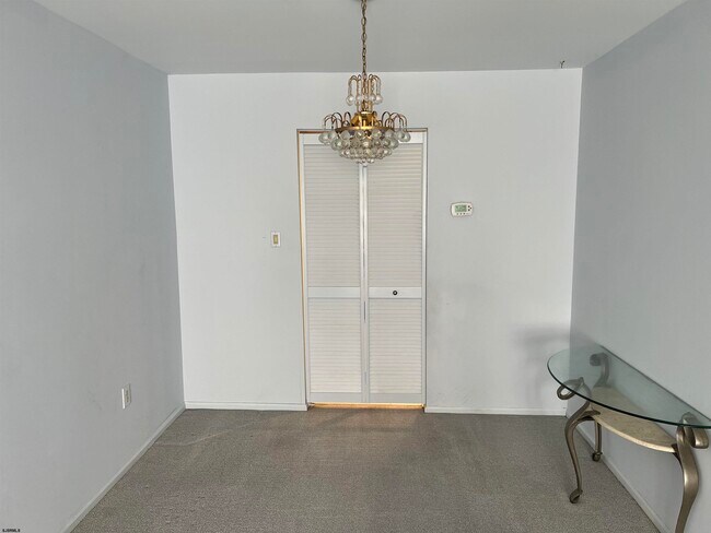 Building Photo - 4715 Summersweet Dr