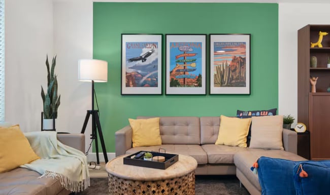 Foto del edificio - 8206 E Orange Blossom Ln