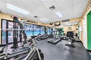 Foto del edificio - 3475 N Country Club Dr