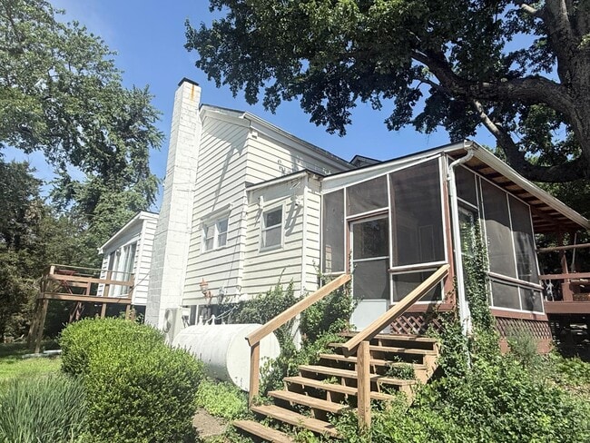 Building Photo - 6226 Grant Line Rd