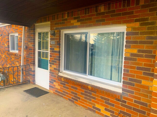 Building Photo - 2066 Dunwoodie Ct