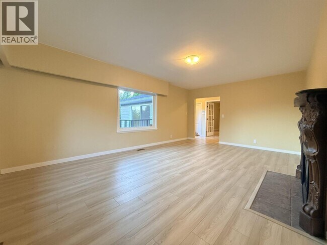 Building Photo - 111 Bonnymuir Dr