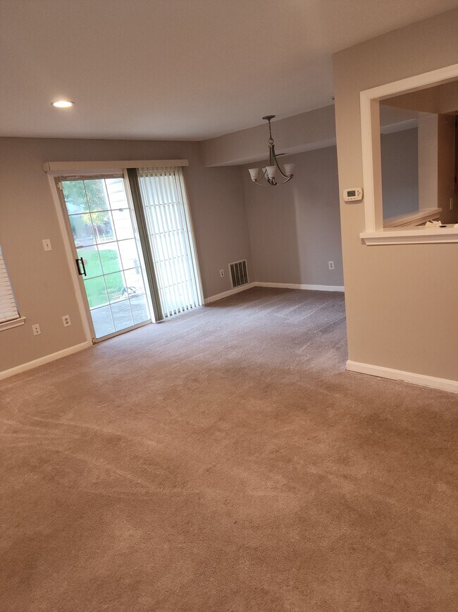 Dining room - 13900 King Gregory Way
