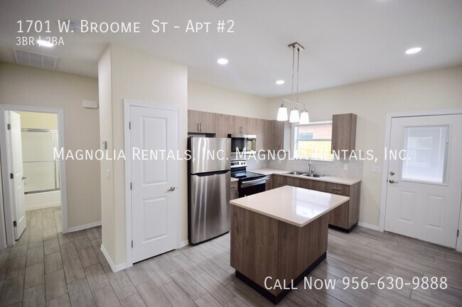 Building Photo - April Rent Free on 13 Month Lease - Move I...