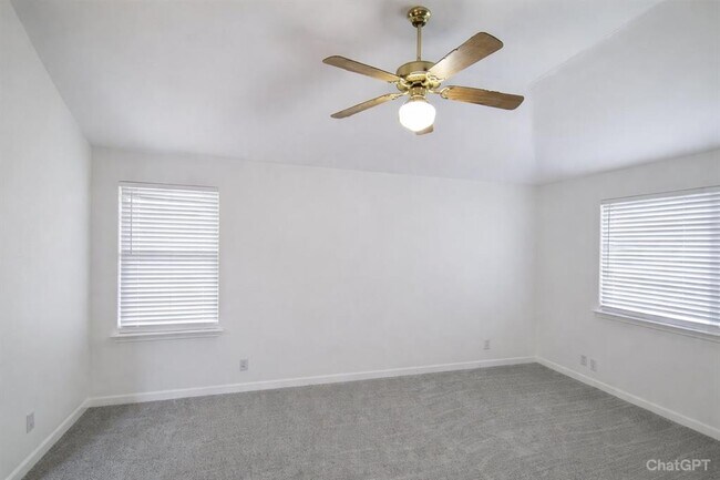 Foto del edificio - 13903 Randalstone Dr