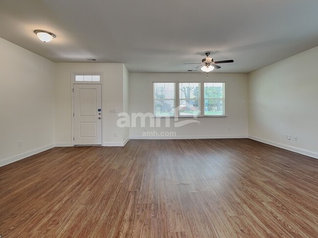 Building Photo - 201 Stowe Rd