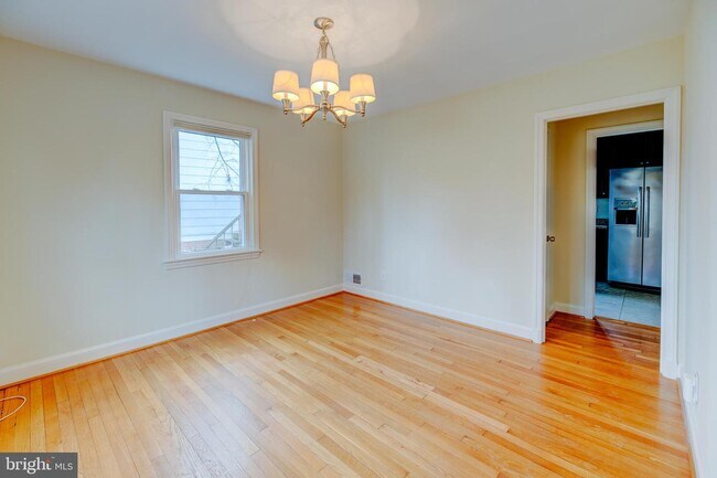 Foto del edificio - 5214 Danbury Rd