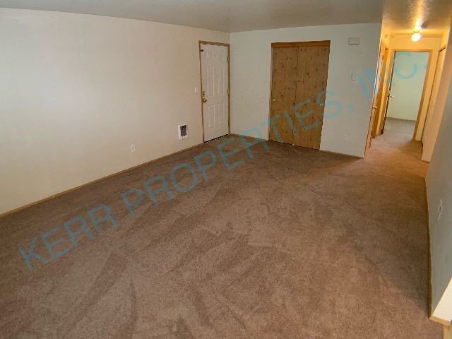 Foto del edificio - Charming 2-Bedroom Multiplex in Portland w...