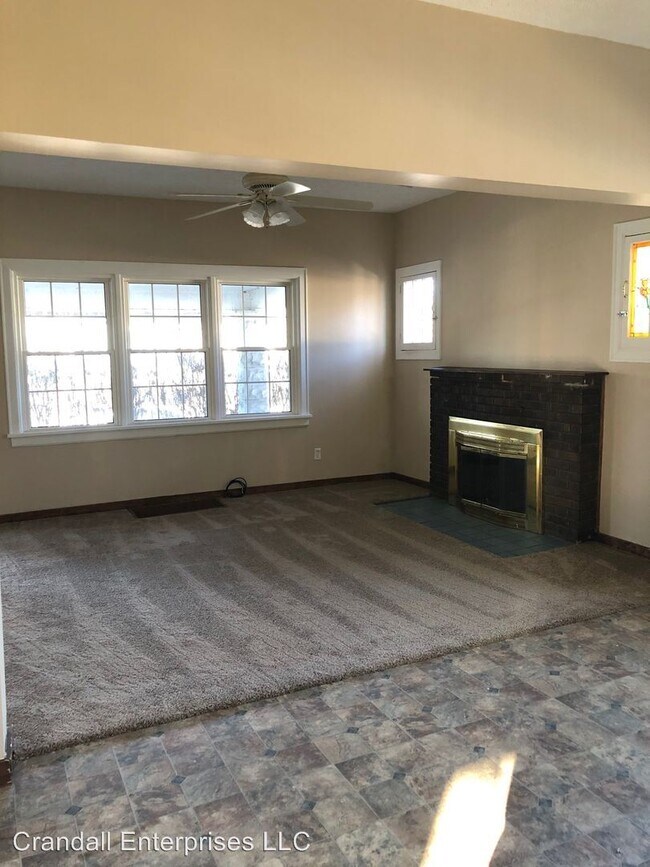Building Photo - 5 br, 2 bath House - 1931 Underwood Street
