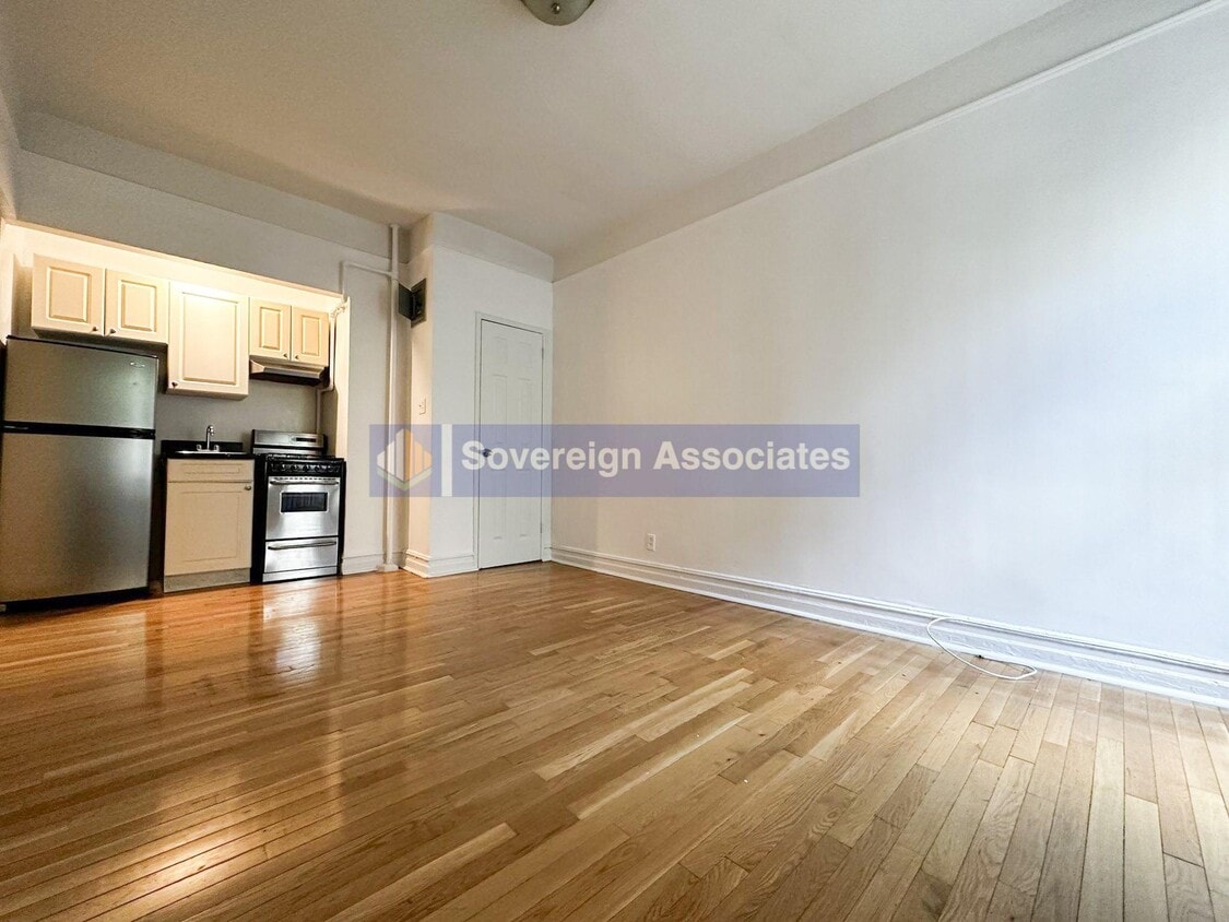 Foto principal - 936 West End Ave